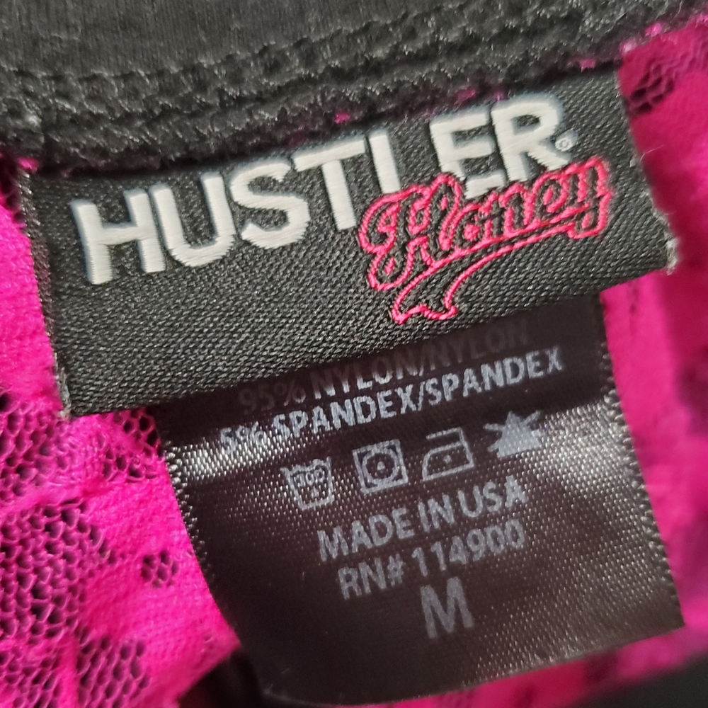Hustler Honey M Vintage Y2K Black/Hot Pink Lace Punk Wing T-Shirt - Picture 2 of 5